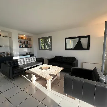Oasis Vue Avec 4 Piscine Jardin