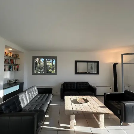 Oasis Vue Avec 4 Piscine Jardin