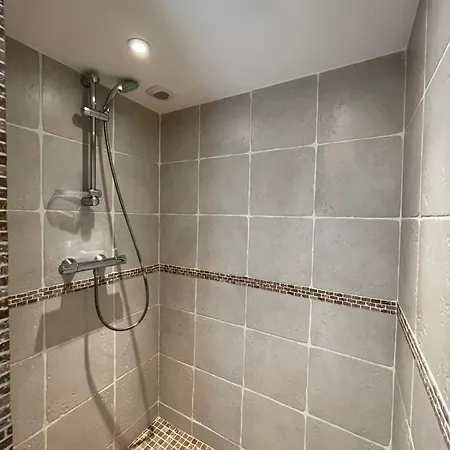 Oasis Vue Avec 4 Piscine Jardin *